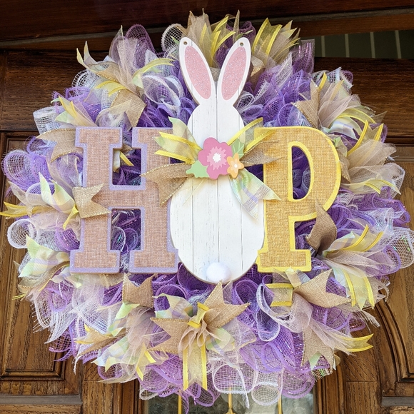 Easter Deco Mesh Wreath - Picture 3 of 7
